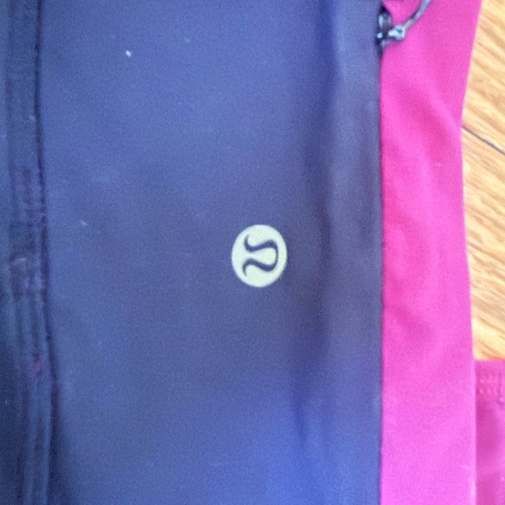 Lululemon Wake & Train leggings - Picture 5 of 6